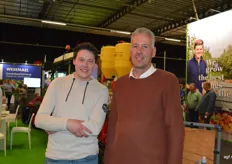 Vader en zoon Herrold en Wim Bijl van Bijl's Fruit als bezoeker op de beurs